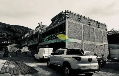 Aura residencial: viva com tranquilidade no coração do canto da lagoa em florianópolis, santa catar