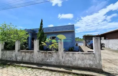 Casa alvenaria de 3 quartos, um sendo suíte, com 91,37m² de área privativa e terreno de 254,20m² no