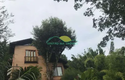 Casa charmosa à venda no rio tavares – praia, natureza e praticidade!   rio tavares, florianópolis,