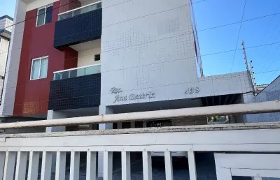 Apartamento com 3 quartos  no bessa a 200 metros da praia