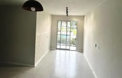 Ótimo apto desocupado varanda 2 qts no cond.vert vitá taquara