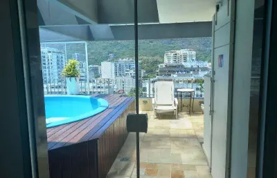 Ótima cobertura duplex 2 qts (1suíte) e dependências em botafogo