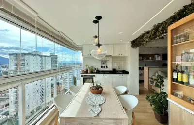 Apto de 2 dorm c/ 1 suíte, porteira fechada, sacada gourmet, 88,99 m² de área útil. bairro: caiçara.