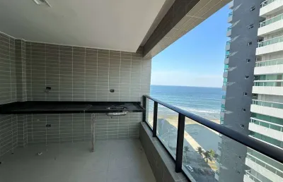 Apto de 2 dorm. c/ 2 suítes, 30 metros da praia, 72,05 m² de área útil. bairro: maracanã.