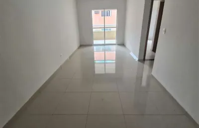 Apto de 2 dorm c/ 1 suíte, sacada gourmet, 88,27 m² de área útil. bairro: canto do forte.