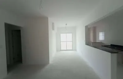 Apto de 2 dorm c/ 1 suíte, sacada, vista mar, 75,00 m² de área útil. bairro: mirim.