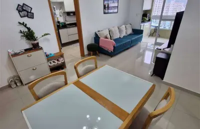 Apto de 2 dorm, sendo 2 suítes, c/ sacada, 2 vagas demarcadas, 74 m² de área útil. bairro: canto do forte.