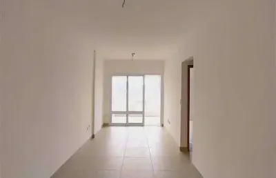 Apto de 2 dorm sendo 1 suíte, c/  sacada, 67,62 m² de área útil. bairro: canto do forte.