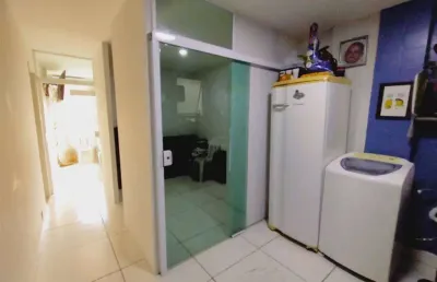 Kitão dividido, 30 m² de área útil, mobiliado, portaria 24 hs. bairro: aviação.