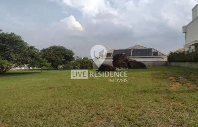 Terreno à venda no condomínio residencial villaggio paradiso