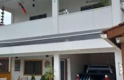 Sobrado com 3 dormitórios à venda, 179 m² por r$ 750.000,00 - jardim helena maria - guarujá/sp