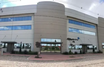 Escritório no melhor condomínio industrial do brasil: portal do porto