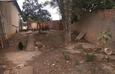 Casa comercial à venda no Centro, Campo Magro 