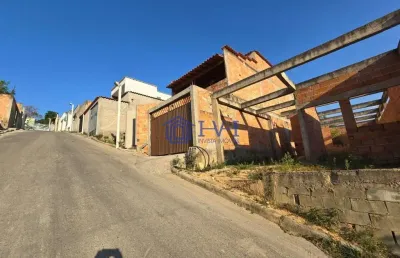 Casa em condomínio fechado com 3 quartos à venda no santa cruz, vespasiano  por r$ 180.000
