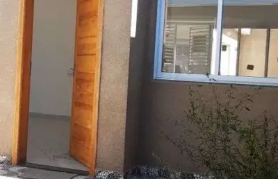 Casa térrea em indaiatuba, jardim veneza com 3 quartos sendo 1 suíte - 104 m²