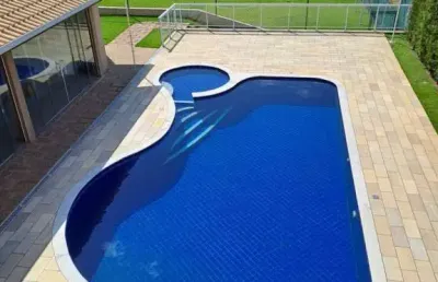Casa sobrado em itupeva, condomínio montes claros com 4 suítes - 388 m²