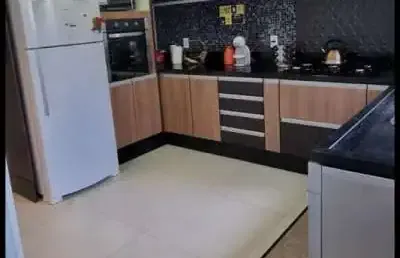 Casa sobrado em indaiatuba, condomínio vila rica com 3 quartos e 1 suíte - 198m²