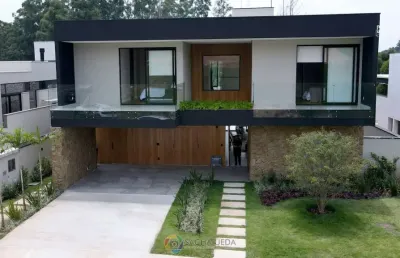 Casa sobrado em indaiatuba, condomínio villa dos pinheiros com 4 suítes - 480 m²