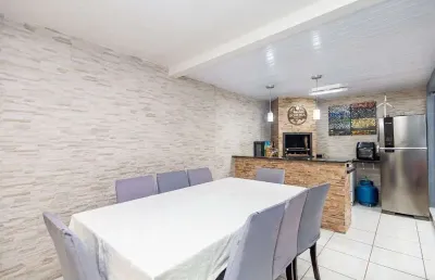 Sobrado interno com 3 dormitórios à venda, 148,68 m² por r$ 685.000 - pilarzinho - curitiba/pr