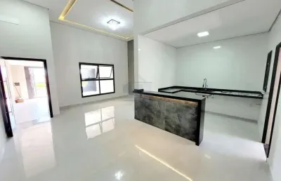 Casa à venda,  nova linda e moderna com três dormitórios , super bem localizada no jardim regente,