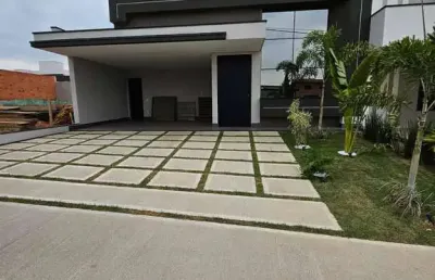 Linda e moderna casa à venda, com piscina , rica em armários ,condomínio evidências em indaiatuba,