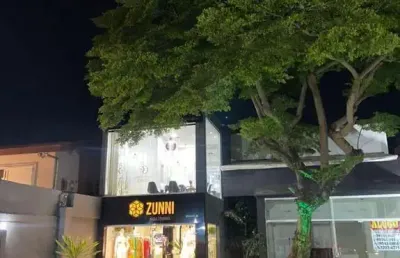 Prédio à venda na Avenida Praia de Pajussara, 32, Vilas do Atlantico, Lauro de Freitas