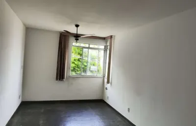 Apartamento com 2 quartos à venda na Rua Hélio de Oliveira, Luís Anselmo, Salvador