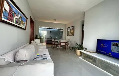 Casa com 4 quartos à venda na Rua Felicia Cardoso dos Santos, Buraquinho, Lauro de Freitas