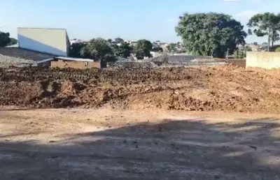 Terreno à venda na Rua Espírito Santo, 535, Água Verde, Curitiba