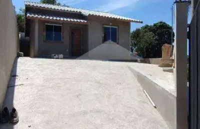 Casa com 2 dormitórios à venda, 67 m² por r$ 330.000,00 - bambuí - maricá/rj