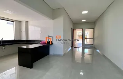 Linda casa no bairro novo santos dumont próximo ao condomínio monte ville