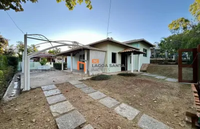Casa no condomínio vivendas - localizada a 1km da orla da lagoa