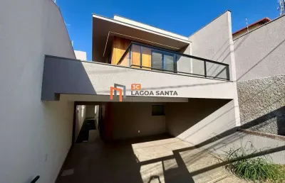 Casa localizada a 1,5km da orla da lagoa no bairro bela vista