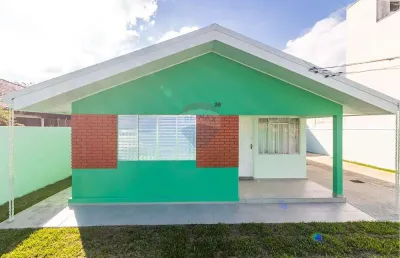 Casa térrea com 220m², 4 quartos sendo 1 suíte e 6 vagas de garagem no boqueirão por r$849.500,00 – curitiba/pr