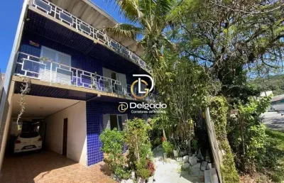 Casa com 5 quartos à venda no Centro, Matinhos 
