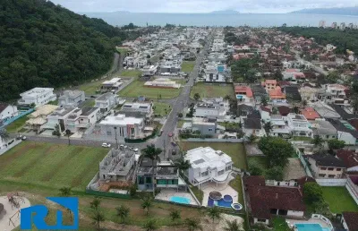 Terreno a venda em condominio fechado em caraguatatuba