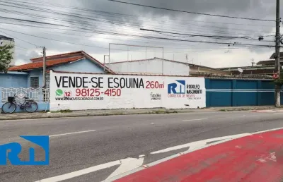 Casa comercial à venda no Centro, Caraguatatuba 