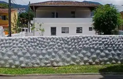 Casa de praia à venda – praia da cocanha, caraguatatuba/sp