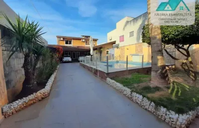 Belo sobrado à venda no bairro martim de sá - caraguatatuba/sp