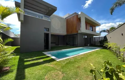 Casa em condomínio fechado com 4 quartos à venda no Nova Uberlândia, Uberlândia 