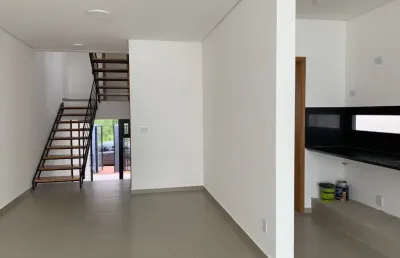 Casa com 3 quartos à venda no Jardim Karaíba, Uberlândia 