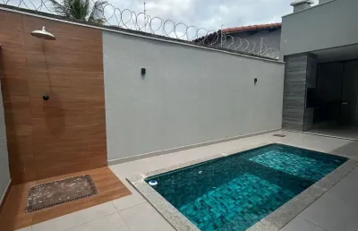 Linda casa recém construída no bairro jardim patrícia