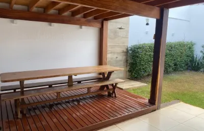 Casa extramamente bem localizada no bairro cidade jardim