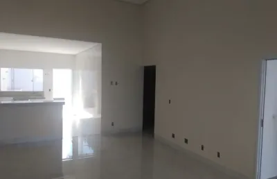 Casa com 3 quartos à venda em Laranjeiras, Uberlândia 