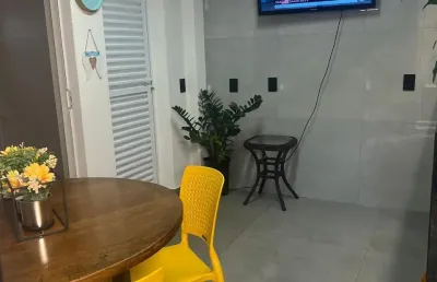 Casa em condomínio fechado com 3 quartos à venda no Jardim Inconfidência, Uberlândia 