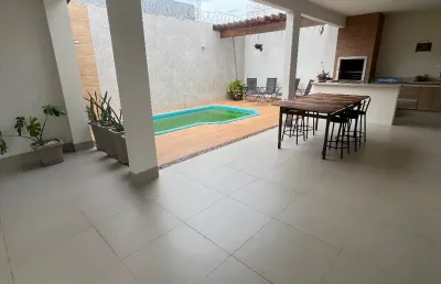 Casa com 4 quartos à venda no Bosque dos Buritis, Uberlândia 