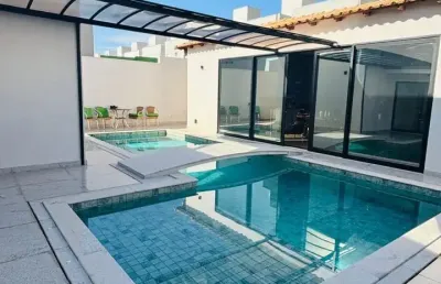 Casa em condomínio fechado com 3 quartos à venda no Granja Marileusa, Uberlândia 