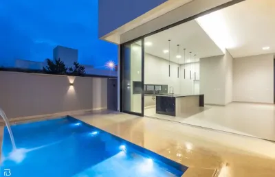 Casa em condomínio fechado com 3 quartos à venda em Laranjeiras, Uberlândia 