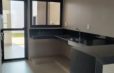 Casa com 3 quartos à venda em Vida Nova, Uberlândia 