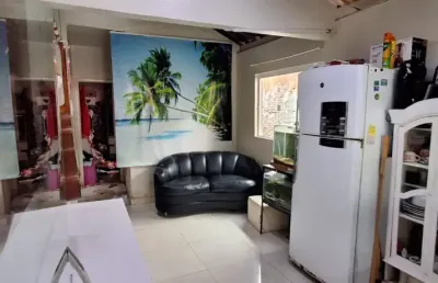 Casa com 3 quartos à venda no Luizote de Freitas, Uberlândia 